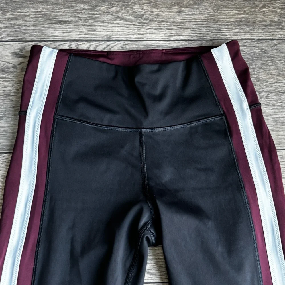 Athleta Crunch Colorblock 7/8 Length Tight Leggings Supersonic Black Burgundy S - Picture 2 of 13